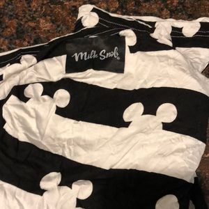COPY - Milk snob nursing cover Disney